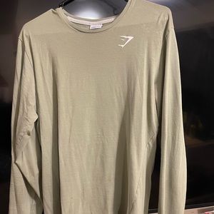 GYMSHARK LARGE LONG SLEEVE